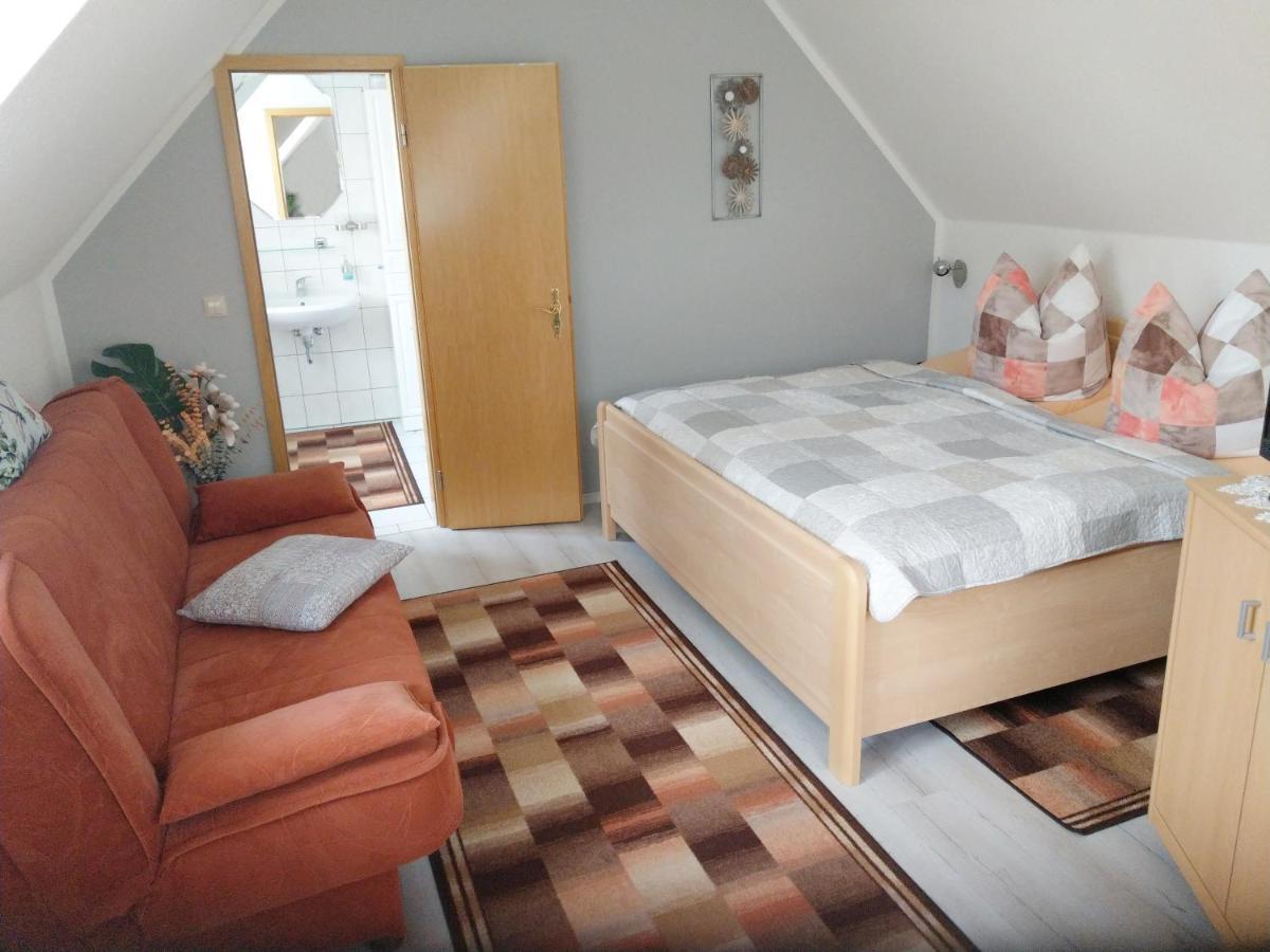 Ferienhaus Prinzler フリードリッヒシュブルン エクステリア 写真